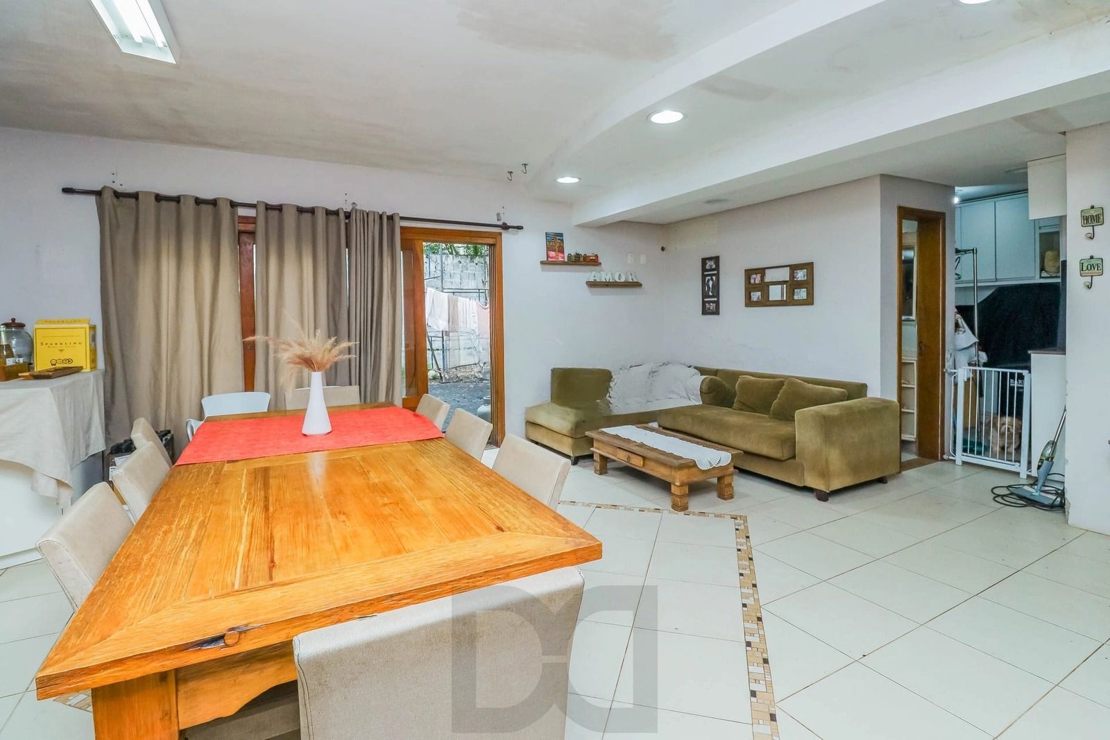 Casa com 4 dormitórios, suíte com closet e amplo terraço no Passo d’Areia — foto 7