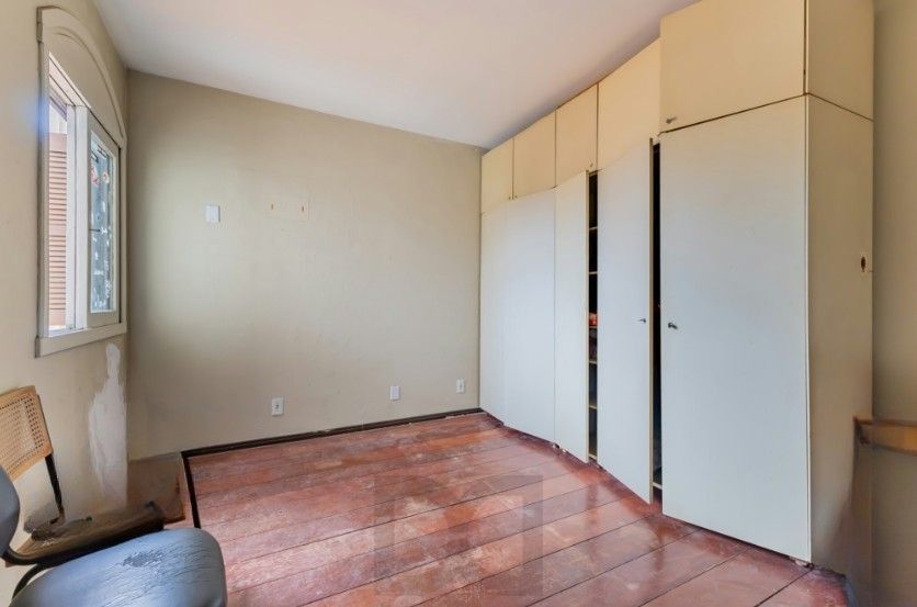 Casa com pátio e churrasqueira em frente à praça – Jardim Sabará — foto 14