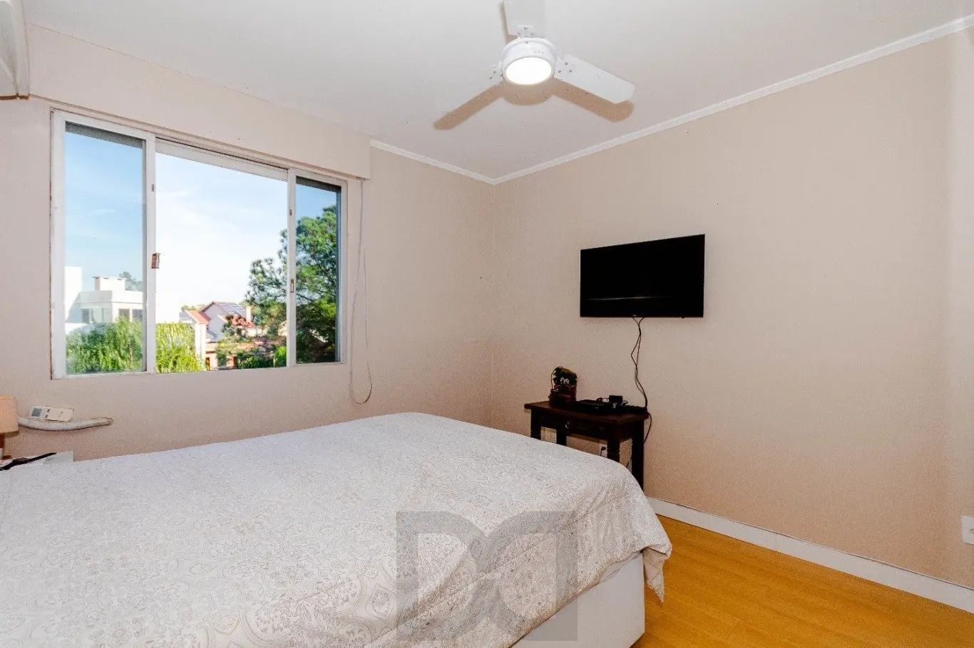 Ótima cobertura, 2 dormitórios e 1 dependência de empregada e 1 vaga coberta. — foto 12