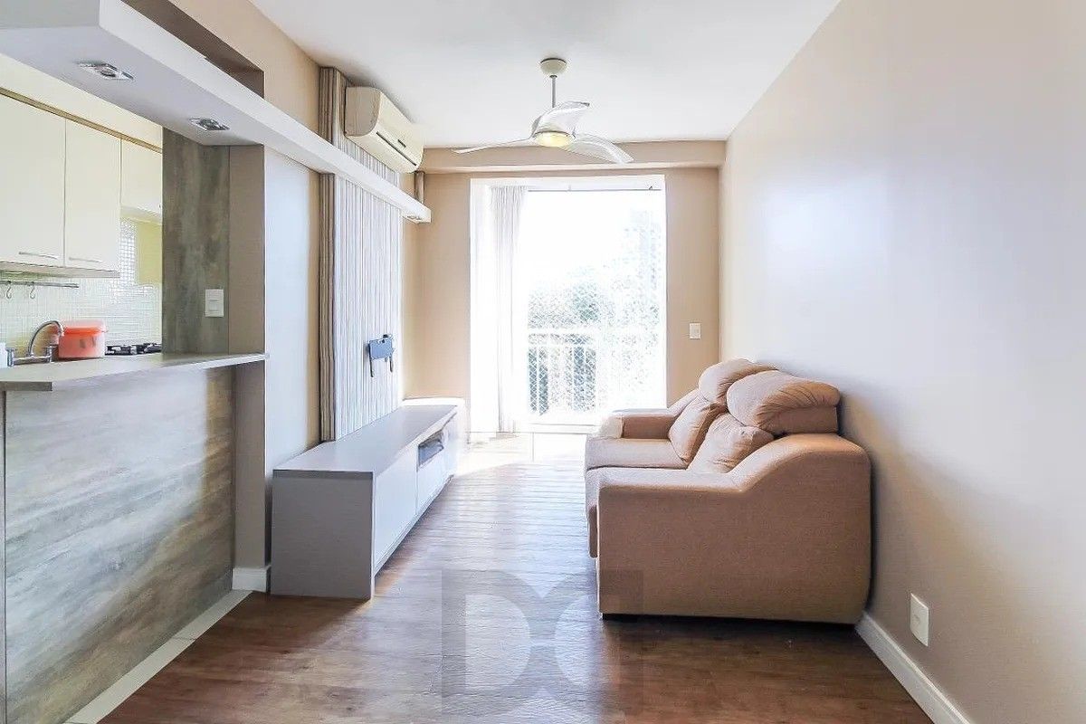 Apartamento semimobiliado com lazer completo no Alto Petrópolis — foto 1