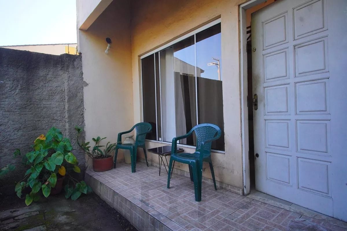 Casa Térrea com 5 dormitórios, Amplo Terreno de 300m² - Bairro Santa Rosa — foto 28