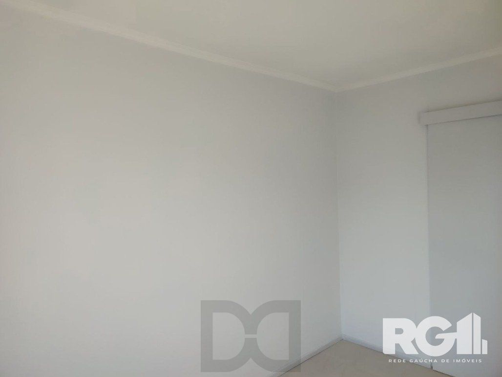 Apartamento reformado com 2 dormitórios 55m² privativos, com vaga no bairro Leopoldina — foto 10