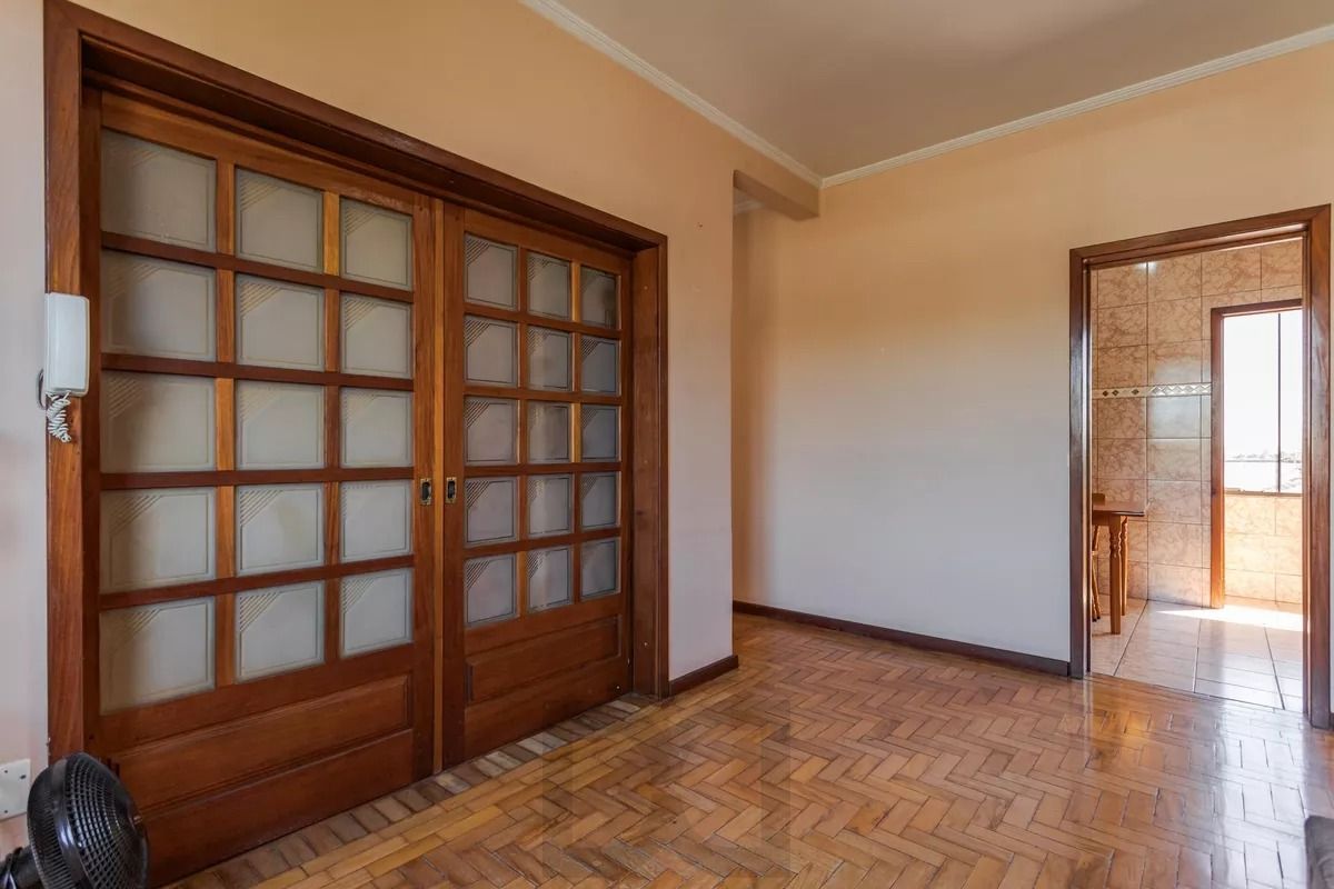 Apartamento Mobiliado 3 dormitórios- Avenida Baltazar de Oliveira Garcia. — foto 3