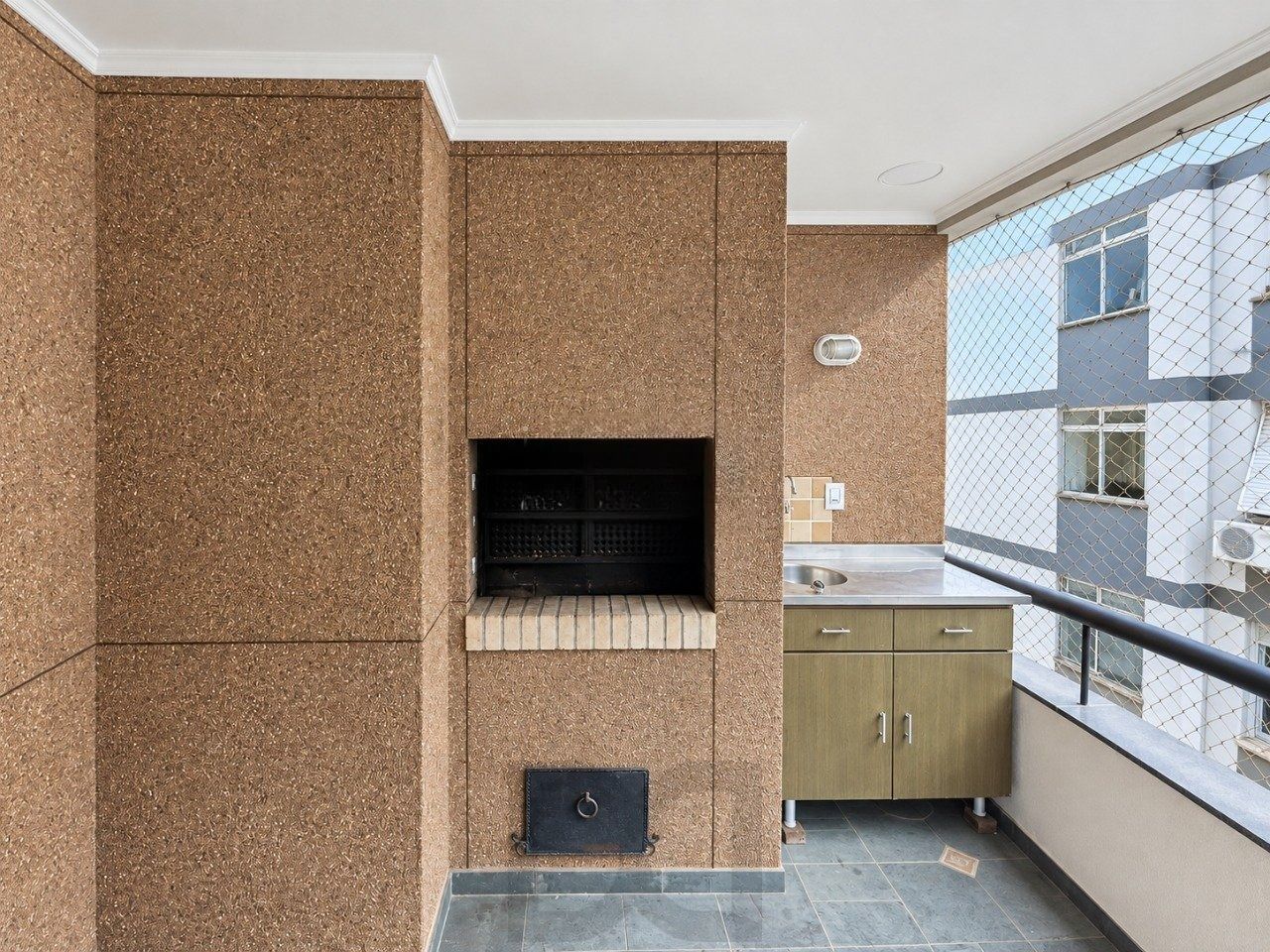 Apartamento de 3 Dormitórios com Suíte e Churrasqueira — foto 6