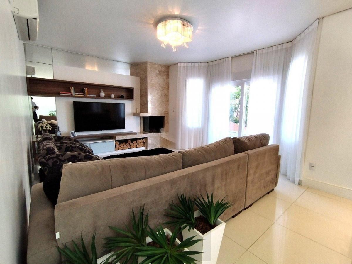 Casa/ sobrado com mobilia de qualidade, 3 suítes, piscina e 4 vagas de garagem — foto 9