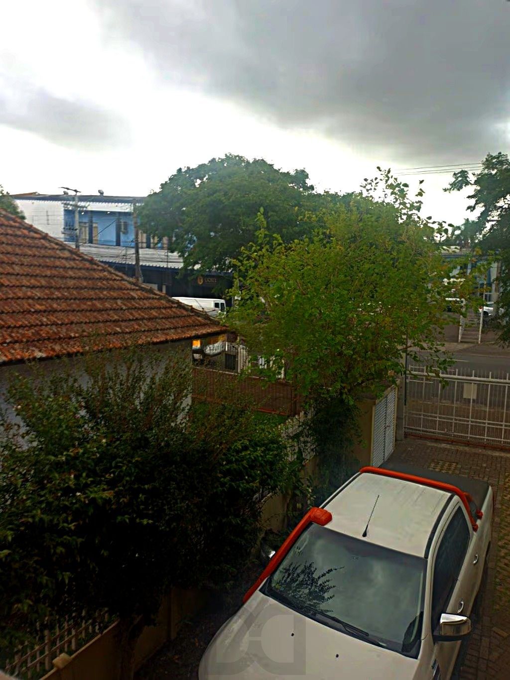 Casa de esquina com 6 dormitórios, 430m², piscina, 4 vagas — foto 37