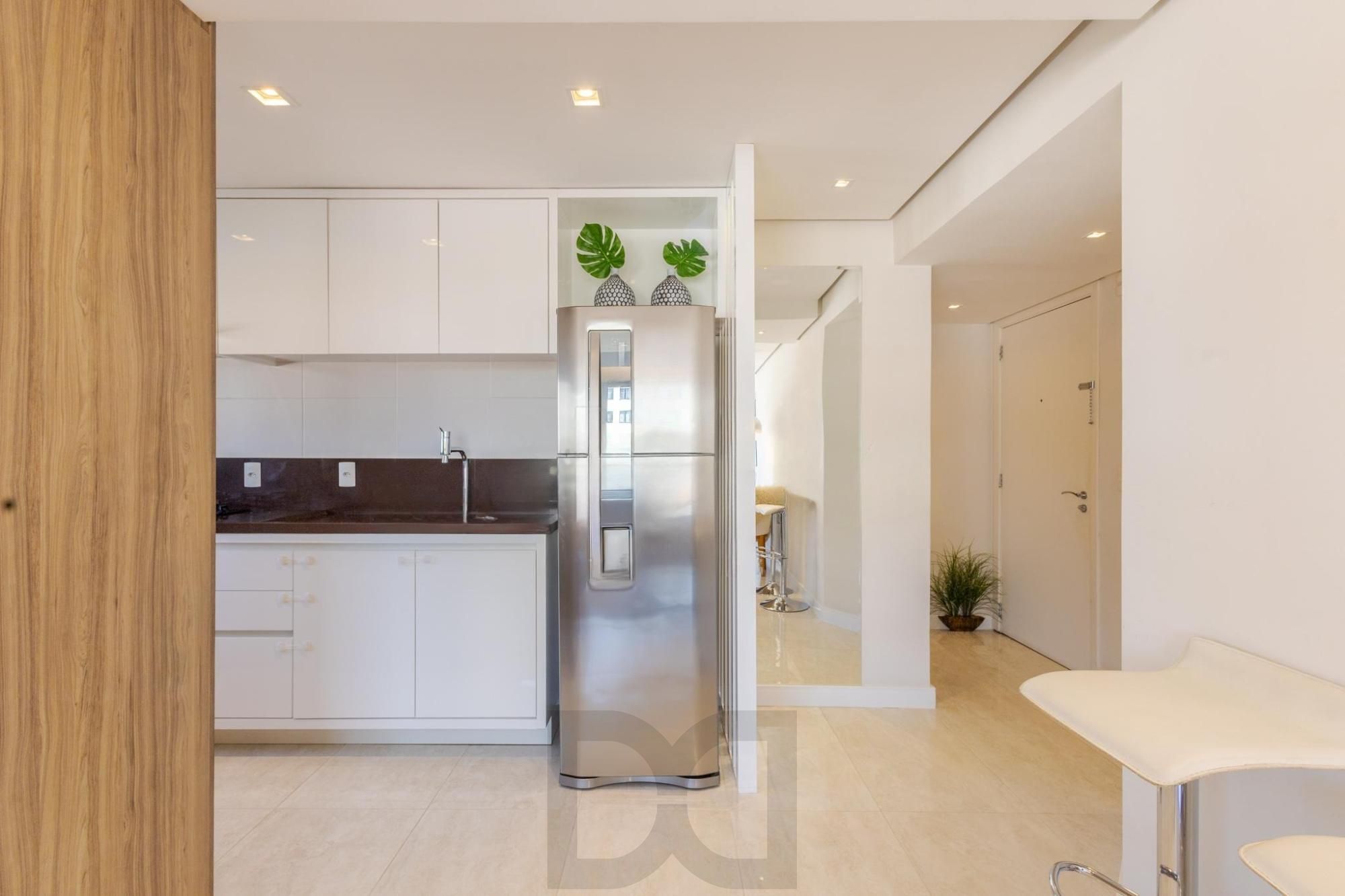 Apartamento reformado e decorado com 3 dormitórios — foto 7