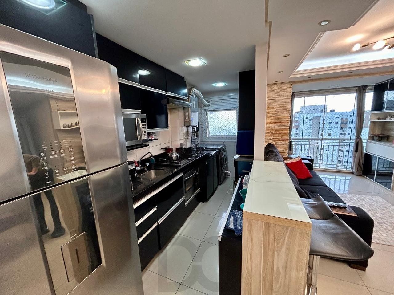 Apartamento com 3 dormitórios, suíte e 2 vagas — foto 5