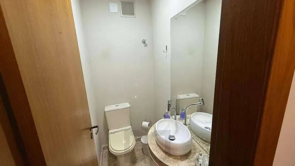 Cobertura com 4 dormitórios, 2 suítes, lavabo e 3 vagas de garagem. — foto 10