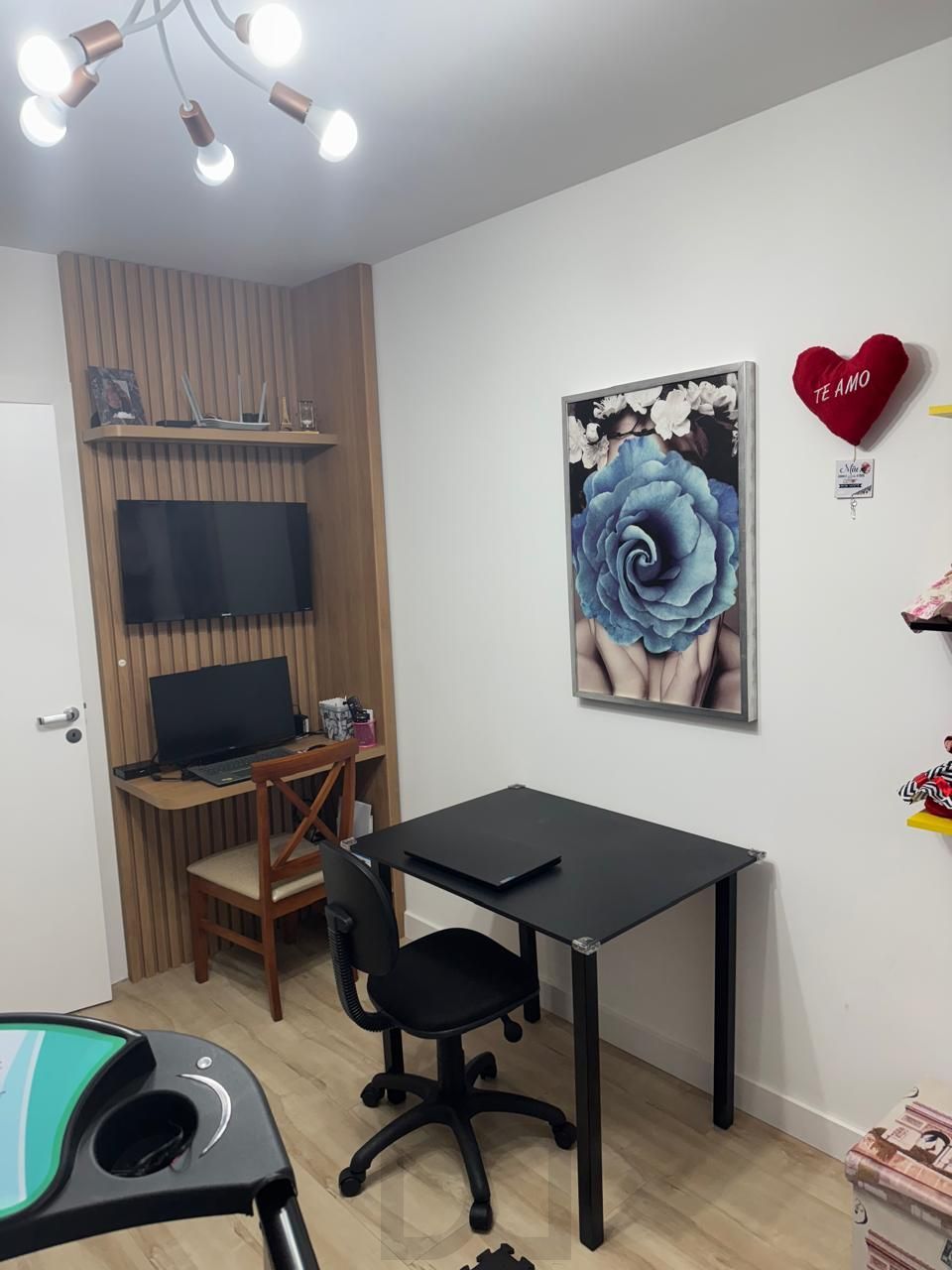 Semi-mobiliado, 3 dormitórios, 2 vagas lado a lado - Jardim Planalto — foto 19