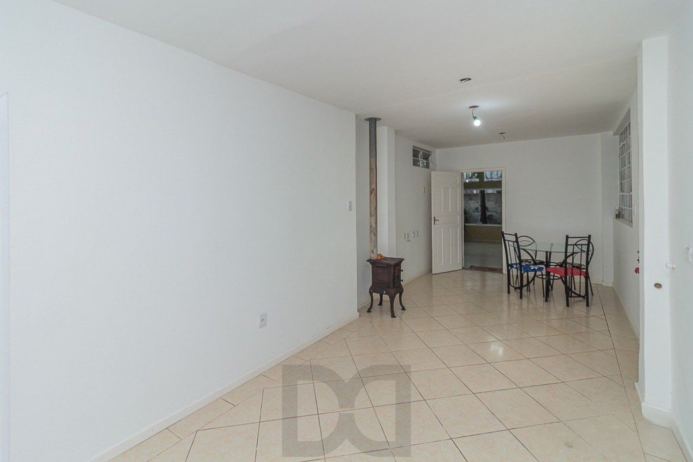 Casa térrea com 3 dormitórios, suíte e 2 vagas, — foto 5