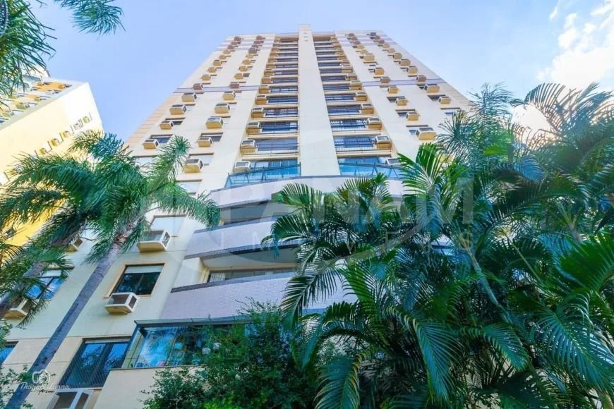 Apartamento com 3 dormitórios, suíte, churrasqueira e 2 vagas de garagem. — foto 1