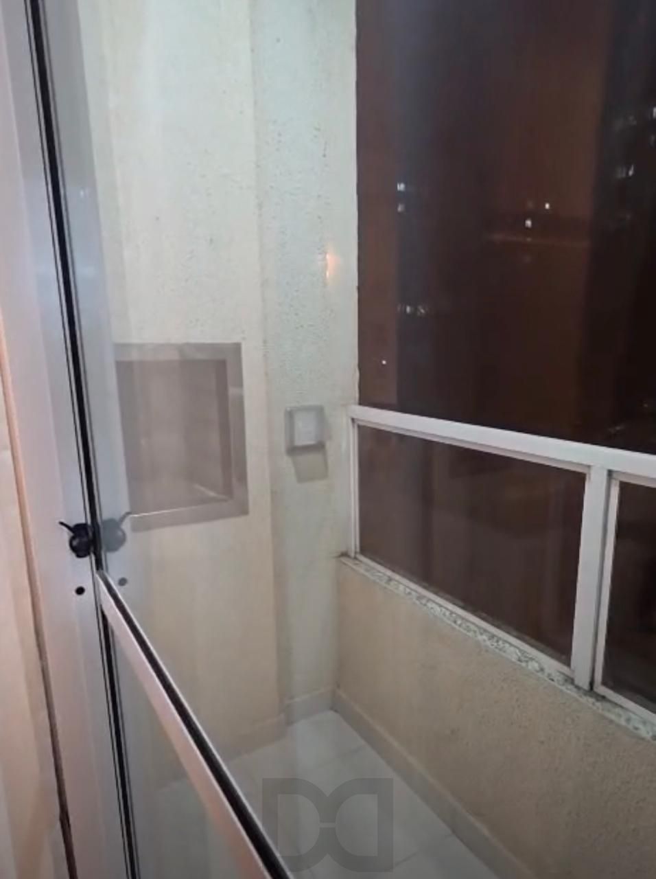 Apartamento com 2 dormitórios, semimobiliado e automatizado. — foto 4