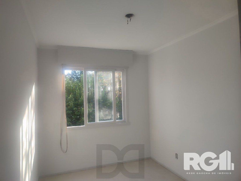 Apartamento reformado com 2 dormitórios 55m² privativos, com vaga no bairro Leopoldina — foto 26
