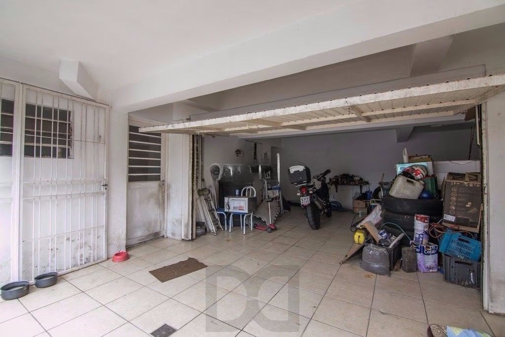 Casa de esquina com 6 dormitórios, 430m², piscina, 4 vagas — foto 32