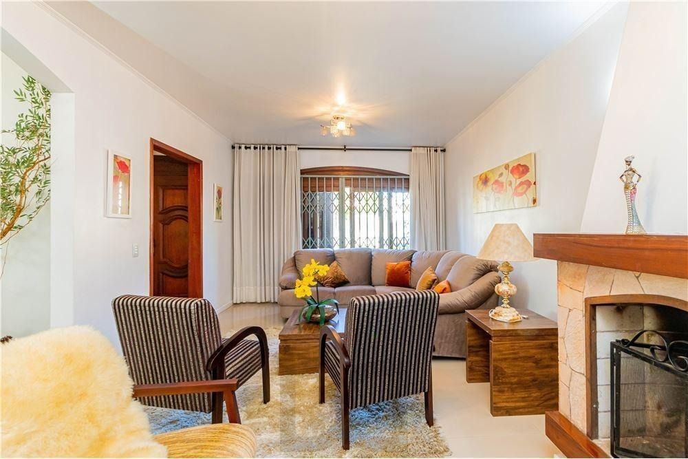Ampla casa com 3 Dormitórios 293m² e Pátio amplo Próximo a Adda Mascarenhas — foto 5