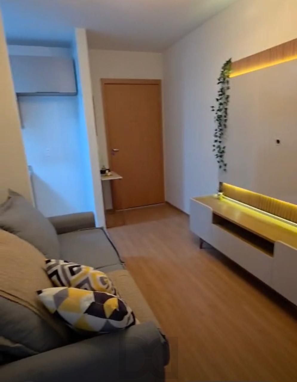 Apartamento com 2 dormitórios, semimobiliado e automatizado. — foto 3