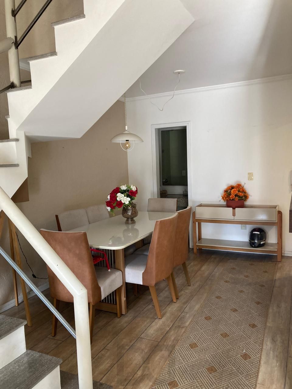 Casa em Condomínio com 247m² - 3 Suítes - Bairro Ipanema — foto 5
