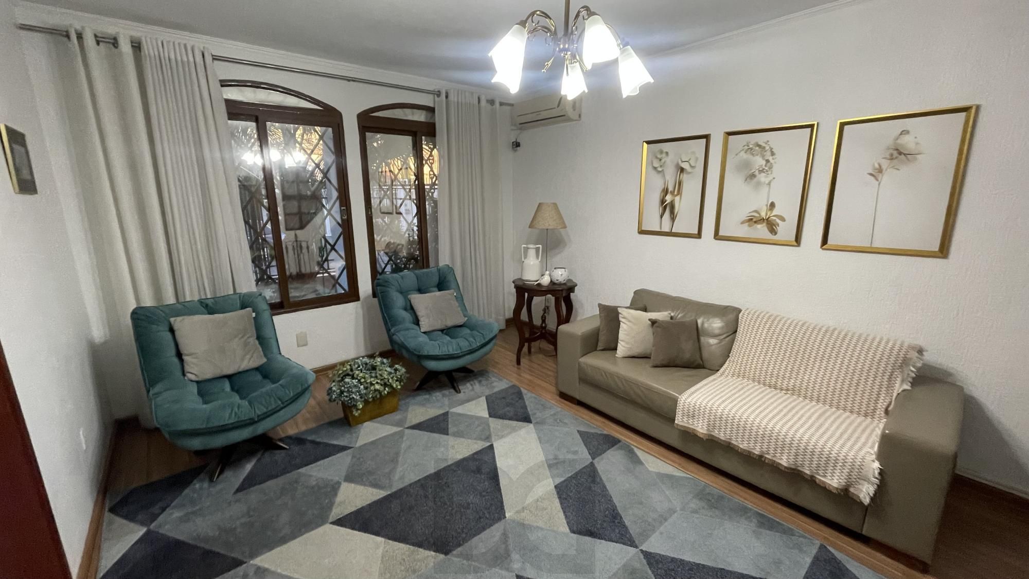 Casa com 3 dormitórios, suíte, churrasqueira, espaço gourmet e amplo pátio. — foto 28