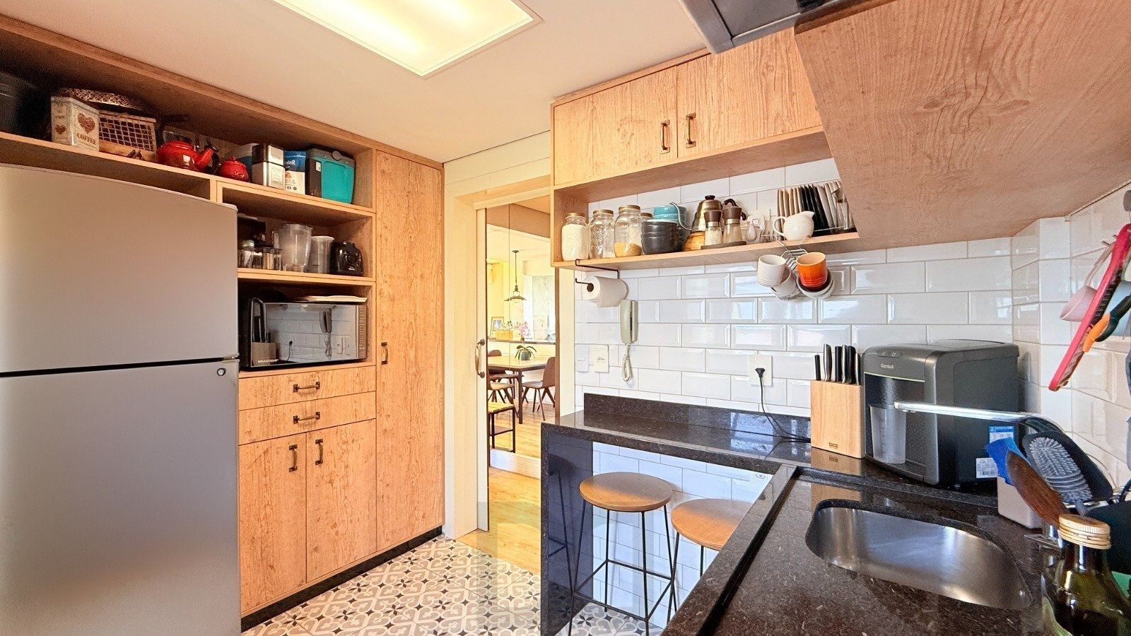 Apartamento semimobiliado com churrasqueira no Higienópolis — foto 9