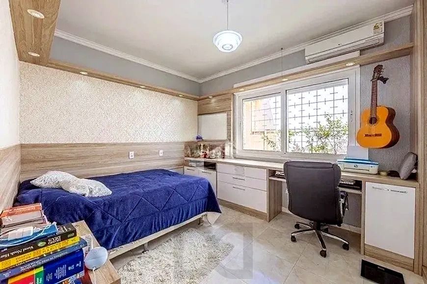 Casa térrea, 160 m² privativos, patio com piscina, no Bairro São Sebastião. — foto 21