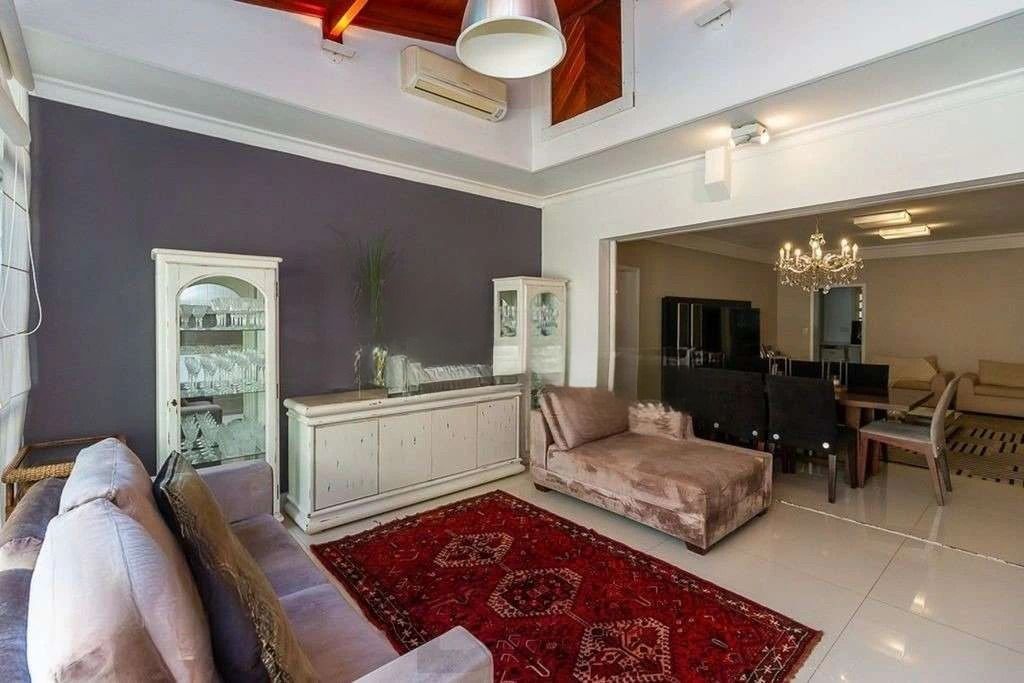 Belíssima casa com piscina, 5 dormitórios e 5 vagas no Jardim Lindóia — foto 3
