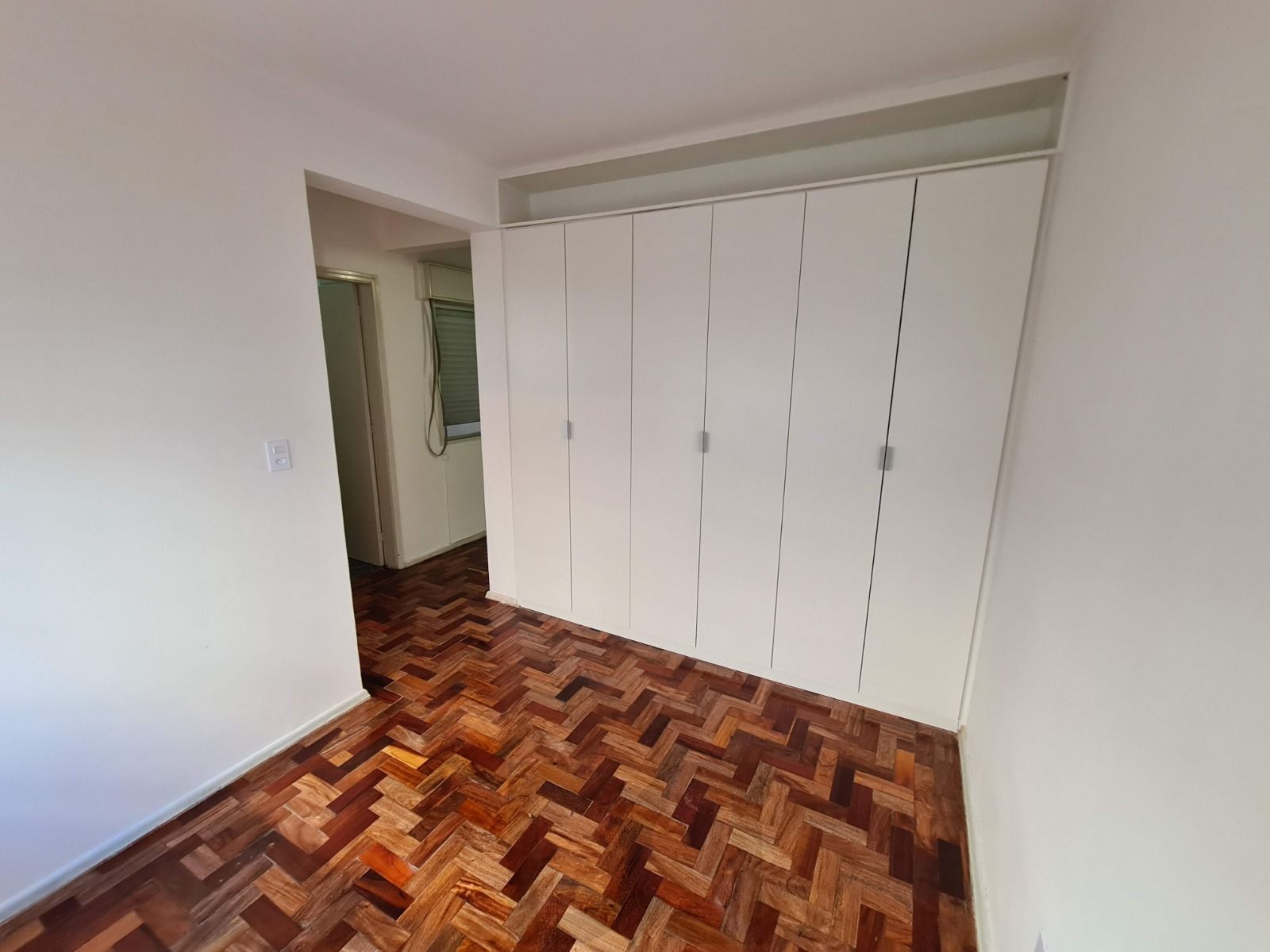 Apartamento reformado e semi-mobiliado próximo ao Bourbon Wallig — foto 2