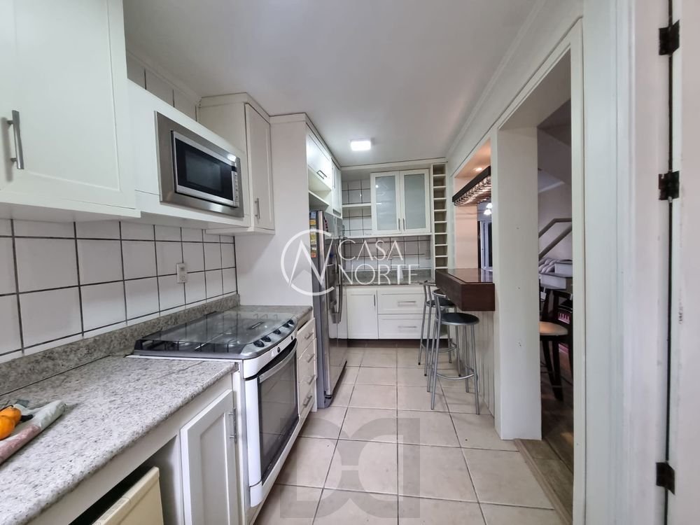 Casa em Condomínio com 247m² - 3 Suítes - Bairro Ipanema — foto 6