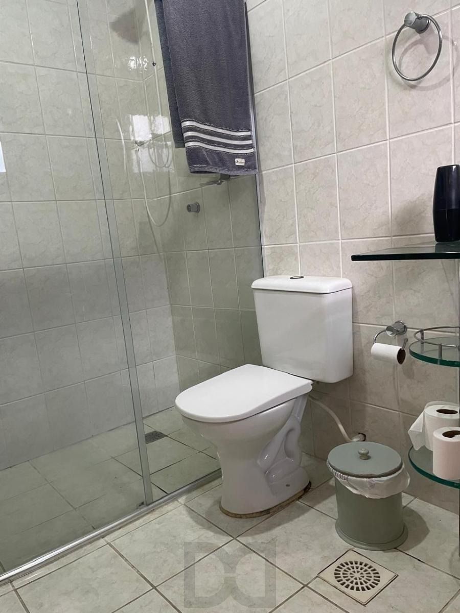 Casa com 3 dormitórios, suíte, lavabo, espaço gourmet com churrasqueira. — foto 18