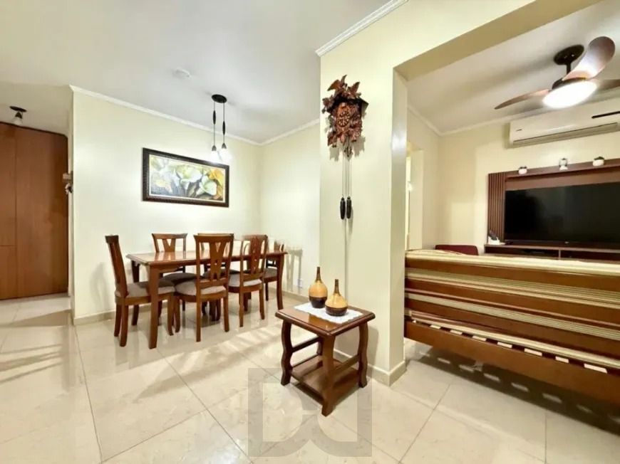 Apartamento com 3 dormitórios, sacada e churrasqueira. — foto 3