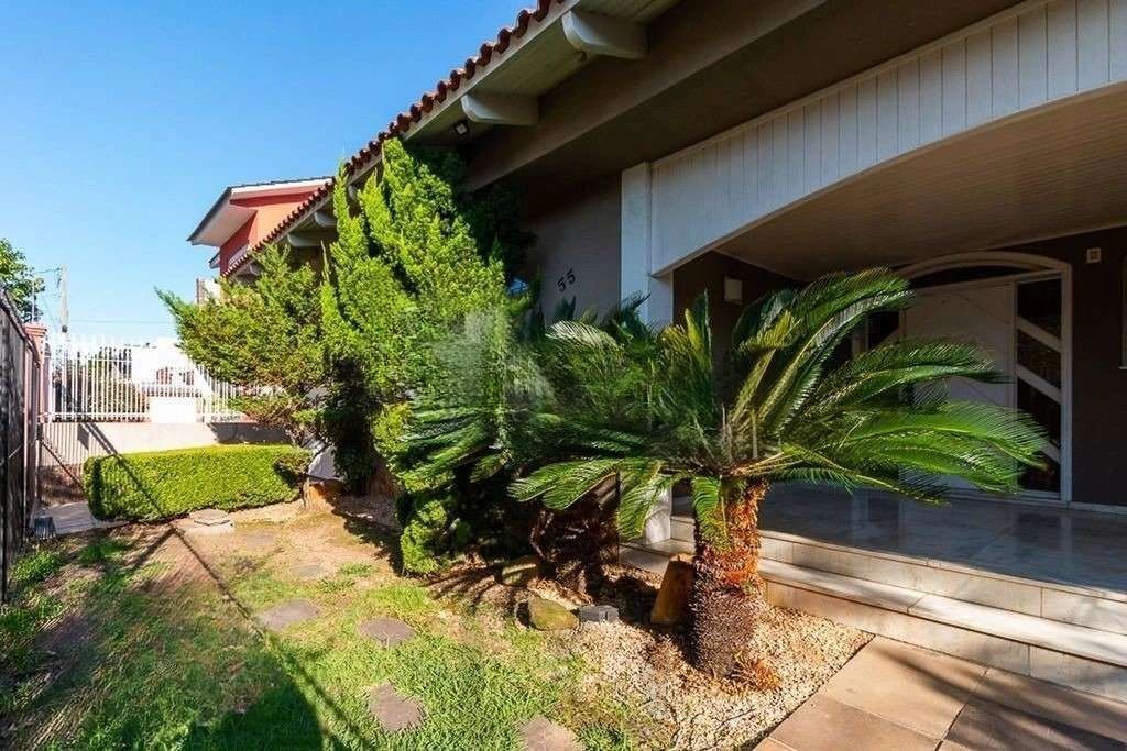 Belíssima casa com piscina, 5 dormitórios e 5 vagas no Jardim Lindóia — foto 12