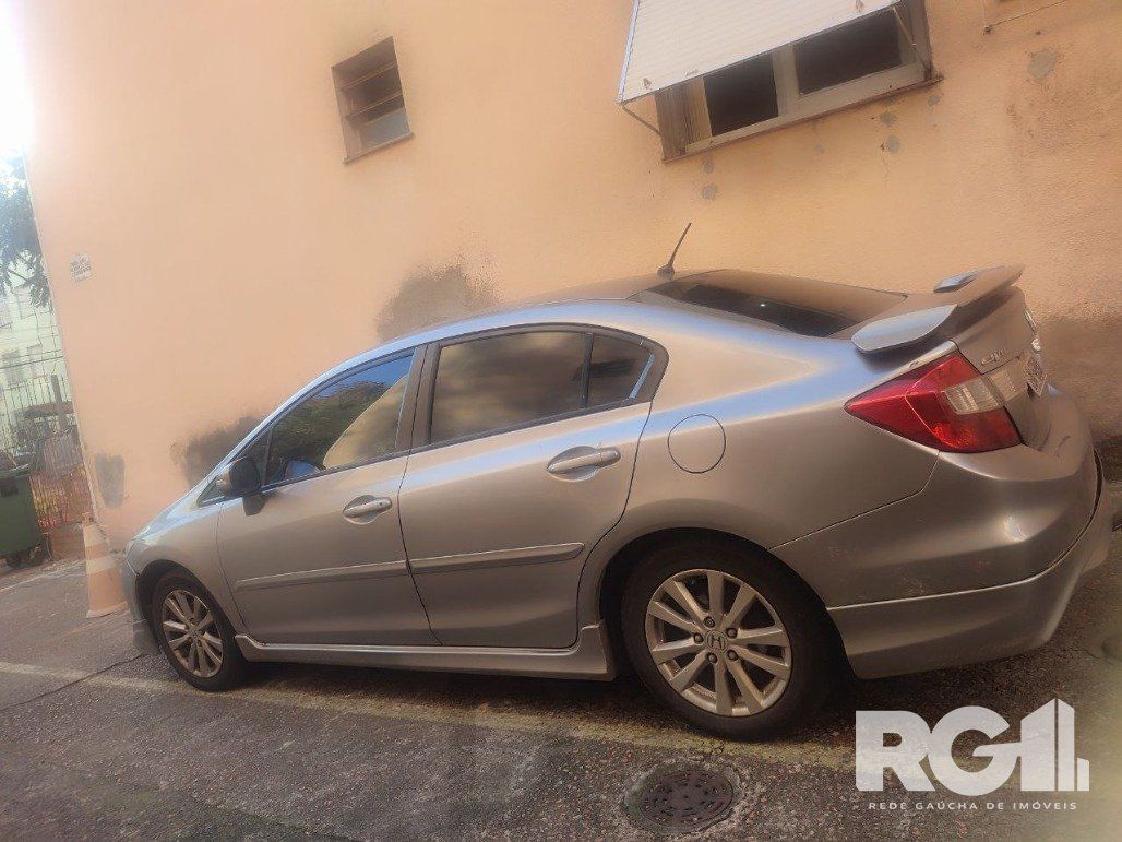 Apartamento reformado com 2 dormitórios 55m² privativos, com vaga no bairro Leopoldina — foto 31