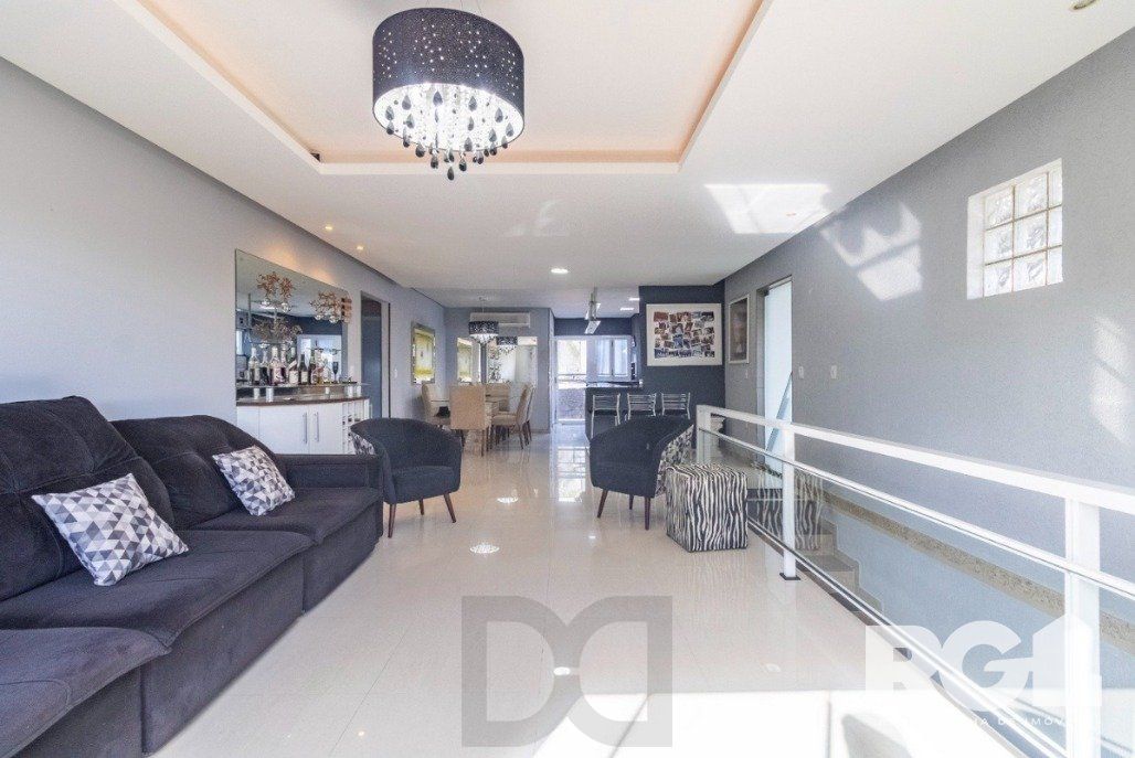 Casa térrea com 3 dormitórios, suíte e espaço gourmet. — foto 3