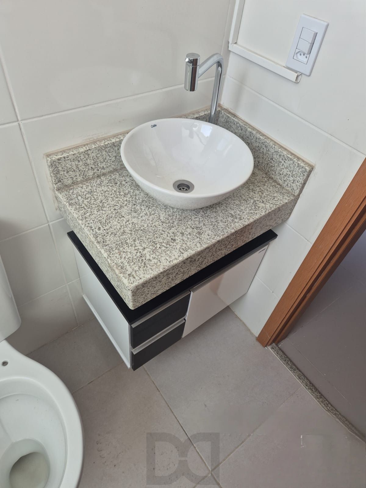 Apartamento de 2 dormitórios com varanda e vaga — foto 6