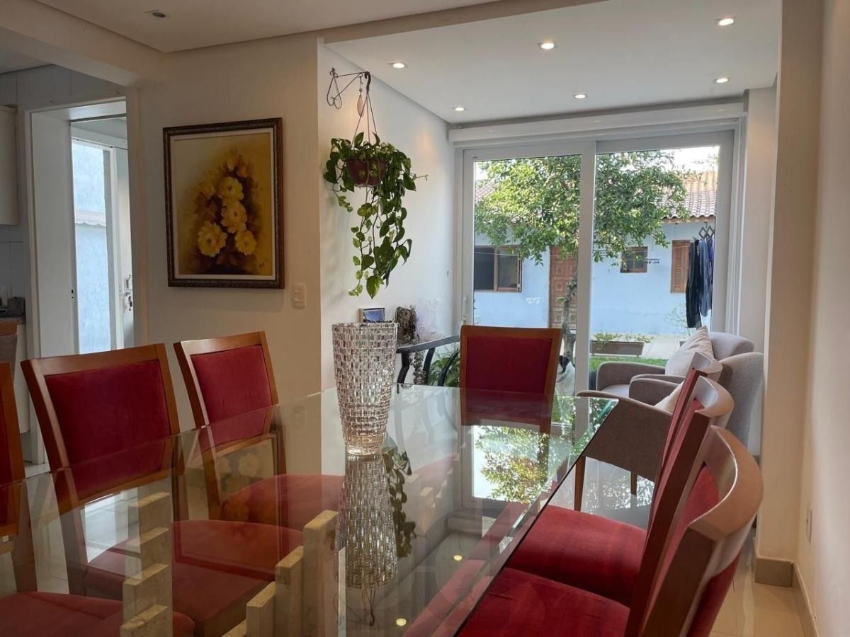 Casa com 3 dormitórios, suíte, lavabo, espaço gourmet com churrasqueira. — foto 1