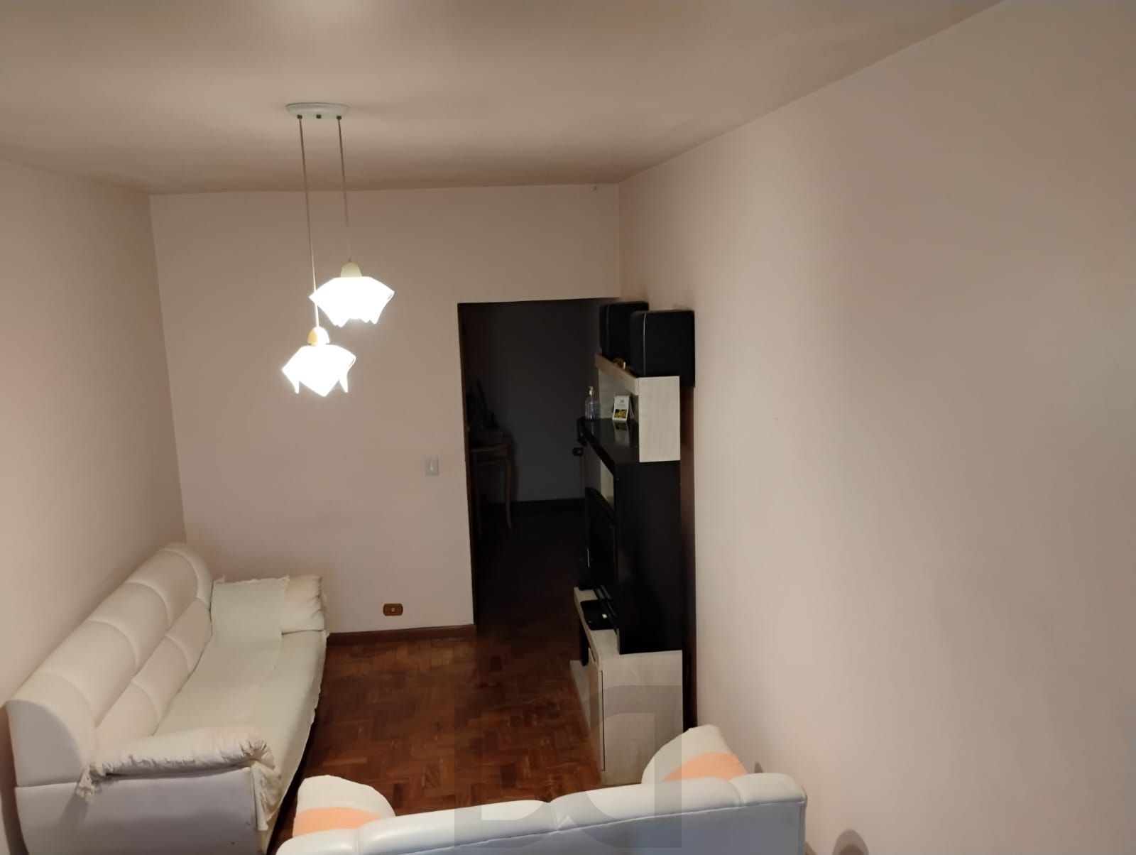 Apartamento 2 dormitórios, 67m², amplo e bem localizado na Av. Assis Brasil — foto 6