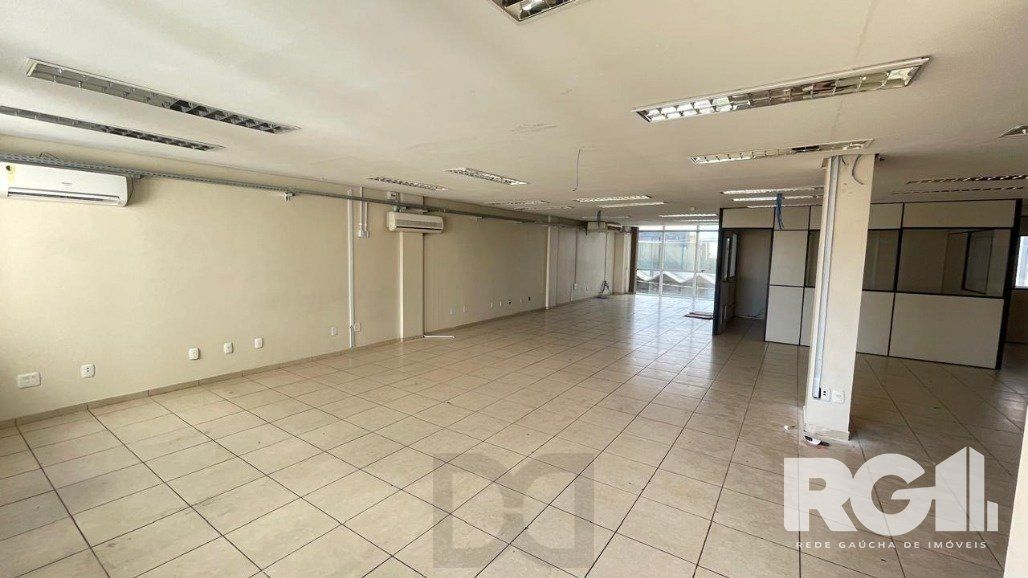 Prédio Comercial Imponente com 1.200m² na Zona Norte de Porto Alegre — foto 5