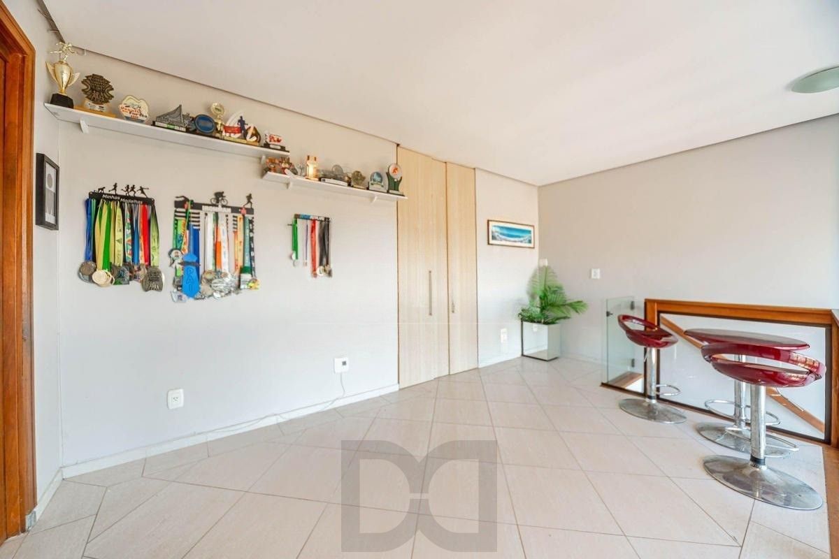 Cobertura Duplex com 4 Dormitórios no Jardim Itu-Sabará — foto 10