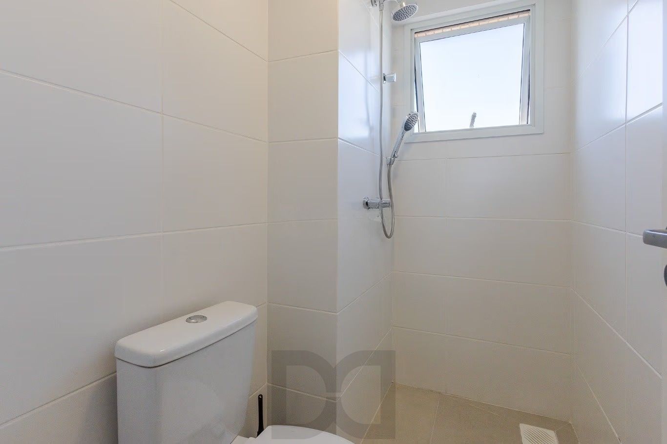 Apartamento novo semimobiliado 3 dorm, 2 suítes, andar alto, no Passo D'areia. — foto 18