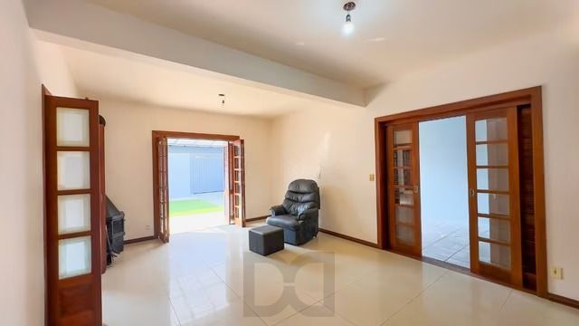 Casa térrea com 3 dormitórios, piscina, espaço gourmet com churrasqueira. — foto 7