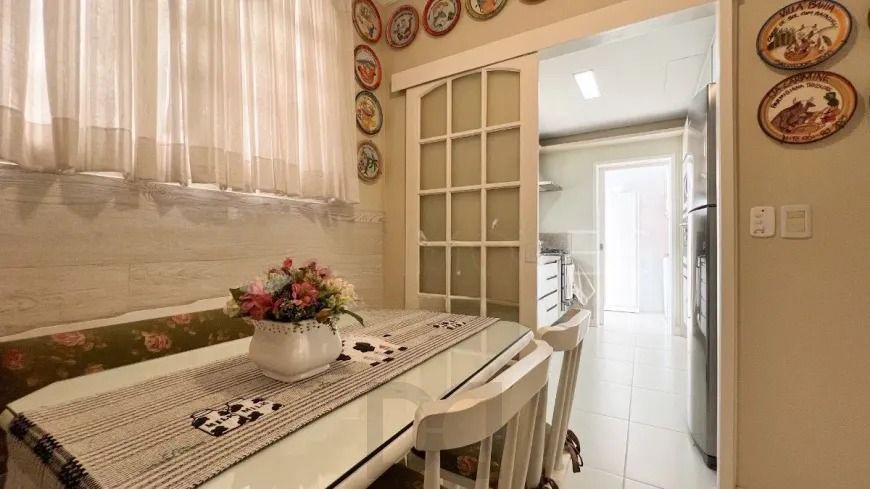 Casa com 3 Dormitórios, Suíte e Garagem para 4 Carros no São Sebastião — foto 2