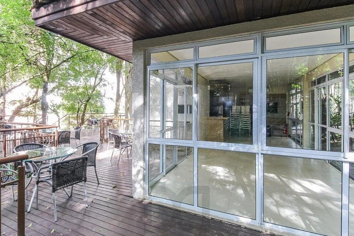 Apartamento semimobiliado com lazer completo no Alto Petrópolis — foto 18
