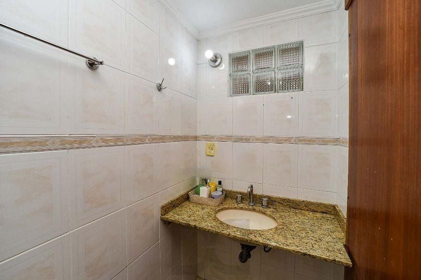 Casa com 3 dormitórios, suíte e churrasqueira. — foto 10