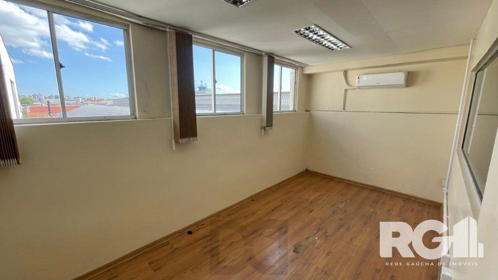 Prédio Comercial Imponente com 1.200m² na Zona Norte de Porto Alegre — foto 34