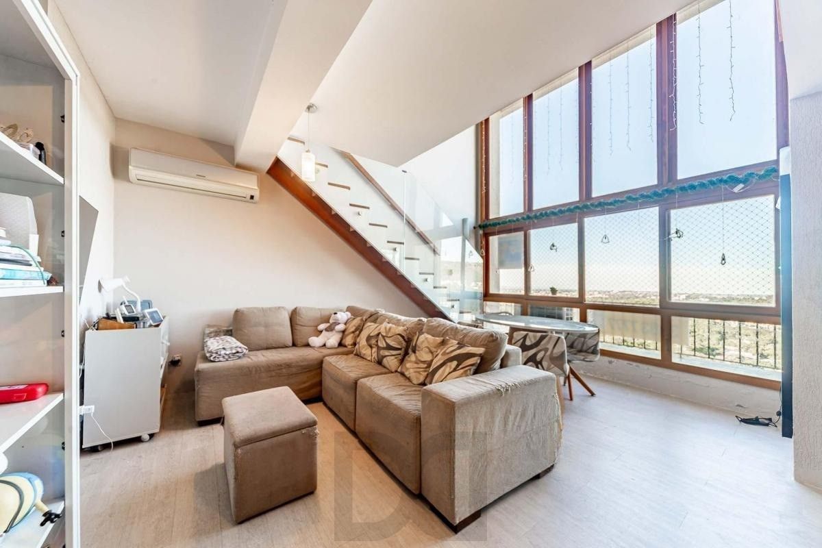 Cobertura Duplex com 4 Dormitórios no Jardim Itu-Sabará — foto 1