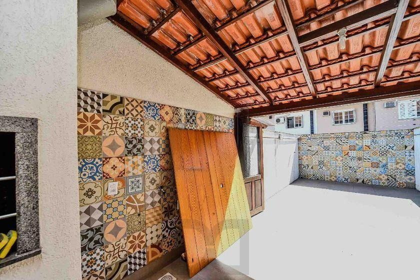 Casa com 3 dormitórios, suíte e churrasqueira. — foto 21