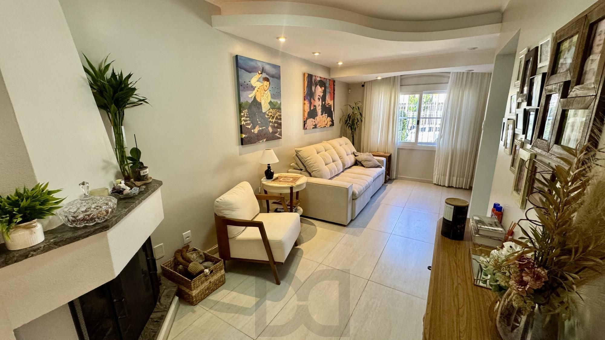 Casa 4 dormitórios com espaço gourmet patio com Piscina no Jardim Lindoia — foto 12