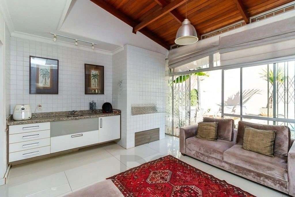 Belíssima casa com piscina, 5 dormitórios e 5 vagas no Jardim Lindóia — foto 7