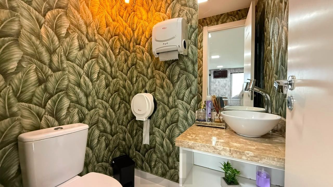 Sala Comercial Mobiliada em Andar Alto no Condomínio Icon — foto 5