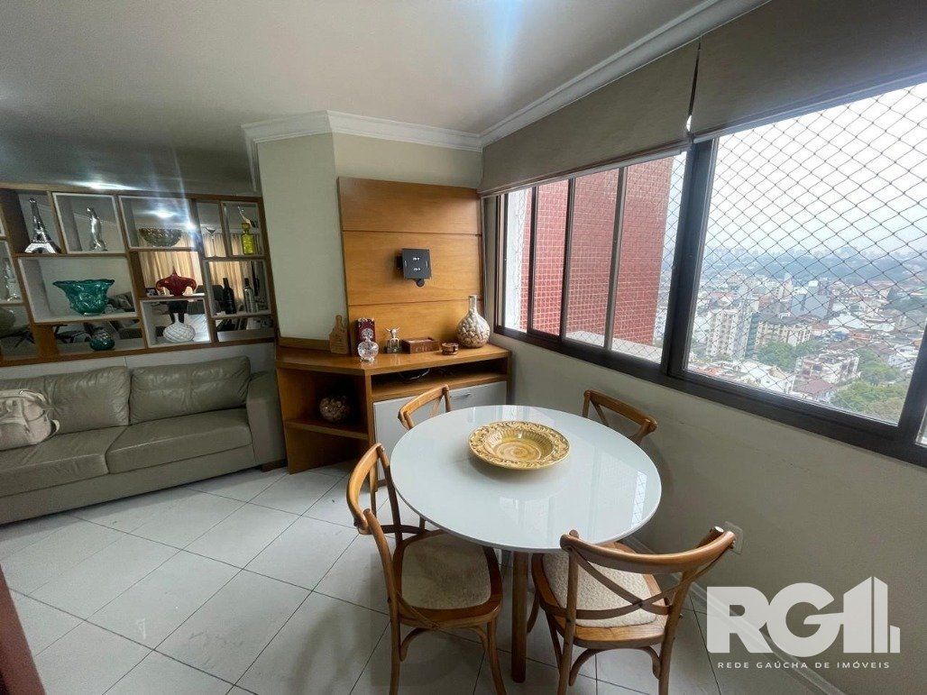 Apartamento com 3 dormitórios, 1 suíte, lavabo, 2 vagas cobertas, semimobiliado, churrasqueira e lareira. — foto 12
